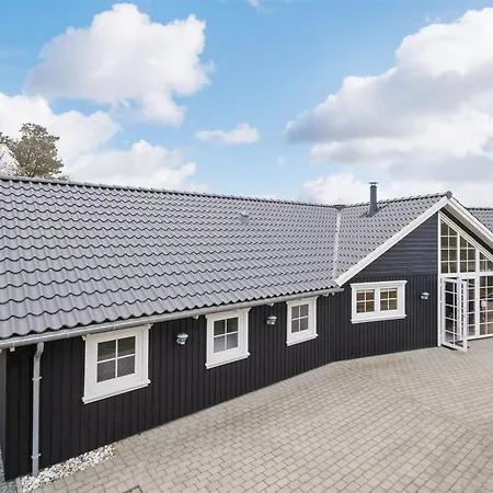 Sighwaldi - 900m From The Sea By Interhome Blåvand