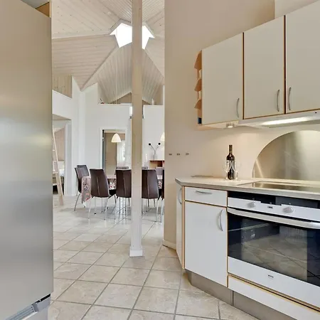 Semesterbostad Sighwaldi - 900m From The Sea By Interhome *